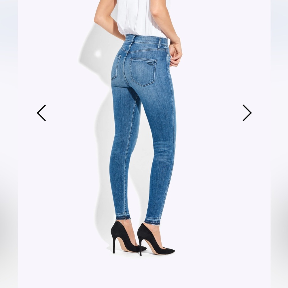 Ayr The Riser - image 5